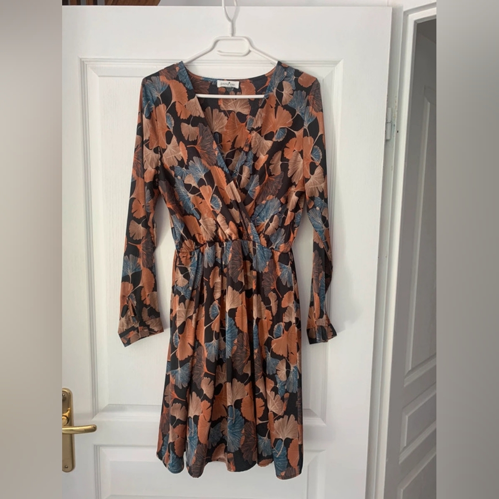 Très jolie robe automnale